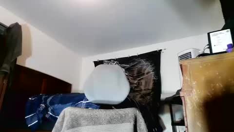 wolfman79 online show from September 17, 2025, 10:39 am