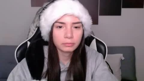 Alex online show from December 25, 2024, 3:18 am