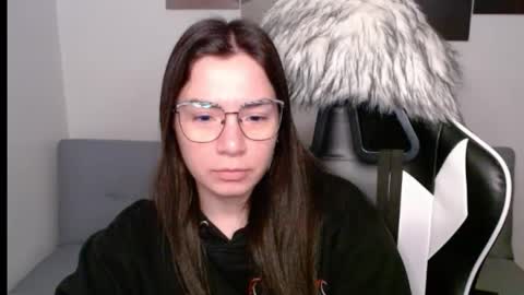 Alex online show from September 19, 2025, 2:57 am