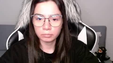 Alex online show from November 6, 2025, 2:01 am