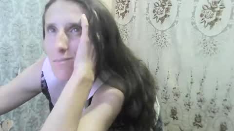 Snapshot of wolfxsnow chatting on September 24, 2025, 7:44 am wolfxsnow online show from September 24, 2025, 7:44 am