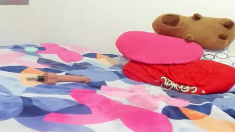 Snapshot of woman_rosse chatting on September 12, 2025, 3:06 am woman_rosse online show from September 12, 2025, 3:06 am