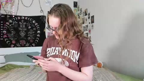 wonderconnie online show from November 16, 2025, 8:31 am