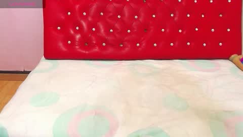 Snapshot of wonderfuldiana chatting on November 9, 2025, 2:21 am online show from November 9, 2025, 2:21 am