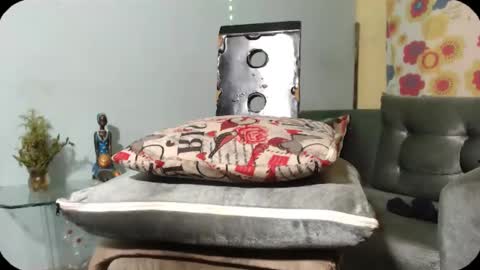 Snapshot of wonderfullight chatting on December 2, 2024, 6:41 am SHENIEL RODRIGUEZ online show from December 2, 2024, 6:41 am