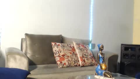 Snapshot of wonderfullight chatting on December 6, 2024, 6:48 am SHENIEL RODRIGUEZ online show from December 6, 2024, 6:48 am