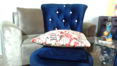 Snapshot of wonderfullight chatting on December 7, 2024, 2:57 pm SHENIEL RODRIGUEZ online show from December 7, 2024, 2:57 pm