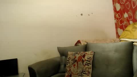 Snapshot of wonderfullight chatting on December 17, 2024, 5:07 am SHENIEL RODRIGUEZ online show from December 17, 2024, 5:07 am