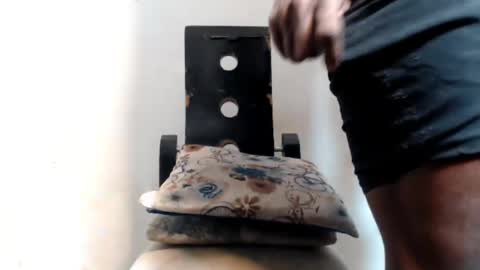 Snapshot of wonderfullight chatting on January 19, 2025, 5:37 am SHENIEL RODRIGUEZ online show from January 19, 2025, 5:37 am