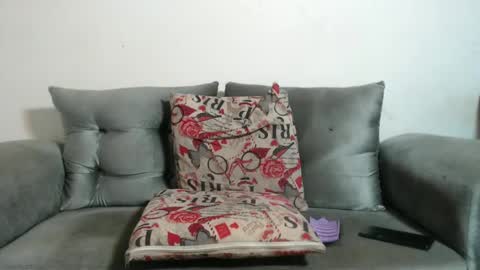 Snapshot of wonderfullight chatting on February 5, 2025, 2:29 am SHENIEL RODRIGUEZ online show from February 5, 2025, 2:29 am