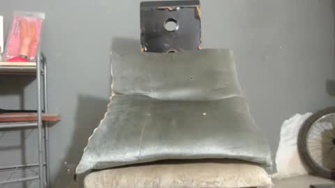 Snapshot of wonderfullight chatting on October 16, 2025, 12:44 am SHENIEL RODRIGUEZ online show from October 16, 2025, 12:44 am