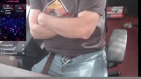 woodworker6473 online show from January 12, 2025, 4:08 pm