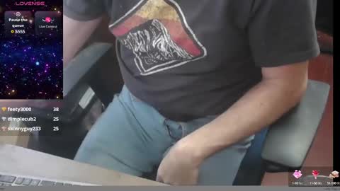 woodworker6473 online show from January 13, 2025, 4:41 pm