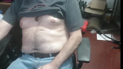 woodworker6473 online show from January 18, 2025, 12:24 am