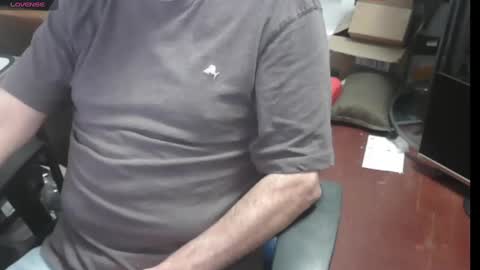 woodworker6473 online show from March 2, 2025, 11:31 pm