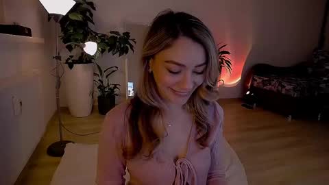 Snapshot of worldsbaby chatting on February 27, 2025, 5:36 pm worldsbaby online show from February 27, 2025, 5:36 pm