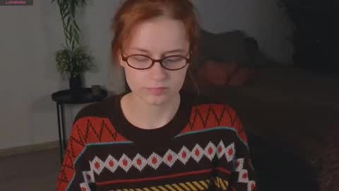 Snapshot of wow_luvng chatting on September 11, 2025, 1:44 pm Rebecy online show from September 11, 2025, 1:44 pm