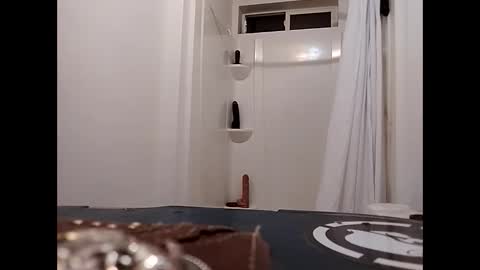 Snapshot of wreckme4200 chatting on December 4, 2025, 6:34 am NicckNighht online show from December 4, 2025, 6:34 am