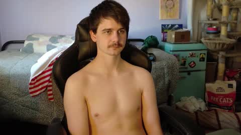 Wyatt online show from October 31, 2025, 6:42 pm