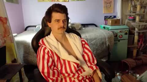 Wyatt online show from November 7, 2025, 6:19 pm