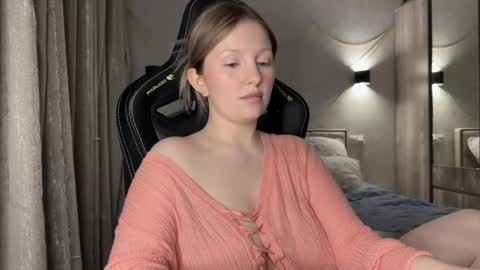 Snapshot of x__ivy_x chatting on January 8, 2025, 3:39 pm eva online show from January 8, 2025, 3:39 pm