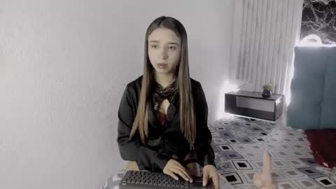 x_jules_ online show from October 10, 2025, 12:31 am