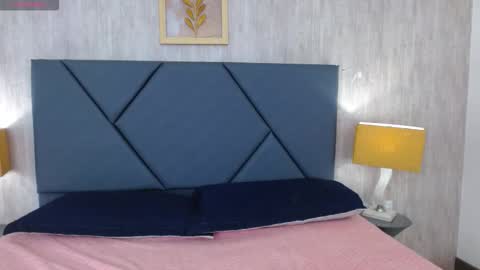 aurora  online show from November 5, 2025, 4:01 am