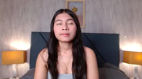 aurora  online show from November 28, 2025, 3:20 am