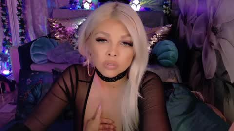 Snapshot of xalexax chatting on March 6, 2025, 11:42 pm sooo hey im Sperm Mystik from Fuckistan i want you full my all holes bcs i have penis fever online show from March 6, 2025, 11:42 pm