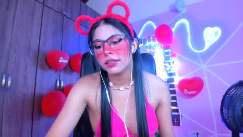 XALLYSONX online show from February 18, 2025, 2:38 pm