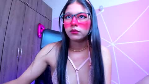 XALLYSONX online show from November 22, 2025, 11:31 am