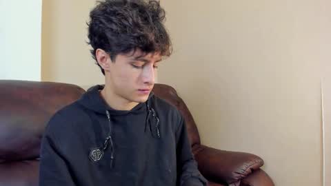 Snapshot of xam_collen chatting on November 10, 2025, 2:38 pm xam_collen online show from November 10, 2025, 2:38 pm