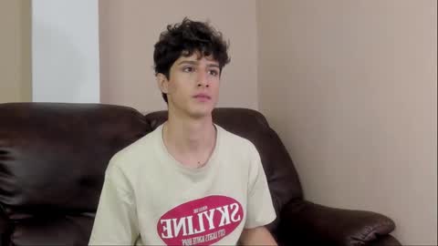 Snapshot of xam_collen chatting on December 2, 2025, 3:40 pm xam_collen online show from December 2, 2025, 3:40 pm