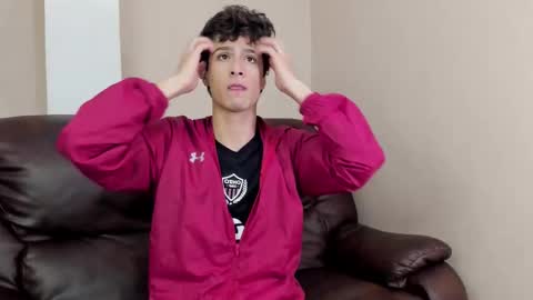 Snapshot of xam_collen chatting on December 3, 2025, 4:27 pm xam_collen online show from December 3, 2025, 4:27 pm