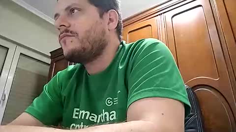 Snapshot of xavi5432 chatting on October 5, 2025, 1:31 pm xavi5432 online show from October 5, 2025, 1:31 pm