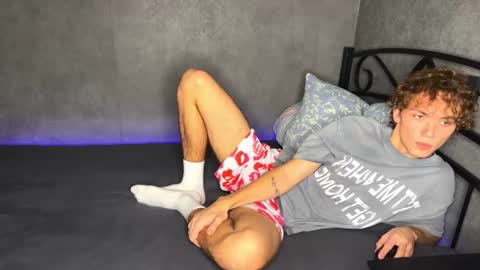 Xavier  PVT open  online show from December 5, 2025, 3:59 am