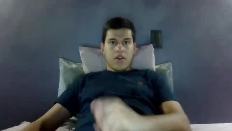 Snapshot of xbasstian_77 chatting on October 18, 2025, 2:03 am Sebas online show from October 18, 2025, 2:03 am