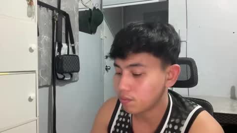 Charlie online show from November 23, 2025, 7:35 pm