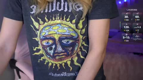 Snapshot of xclusivesecrets chatting on March 11, 2025, 9:02 am spoil me here online show from March 11, 2025, 9:02 am