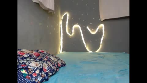 Snapshot of xcreamypussy chatting on March 10, 2025, 6:56 pm xcreamypussy online show from March 10, 2025, 6:56 pm