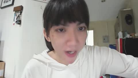 xdreamangel online show from February 10, 2025, 6:42 am