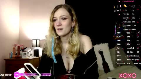 Snapshot of xelliee_rosex chatting on September 30, 2025, 10:31 am EllieeRose online show from September 30, 2025, 10:31 am