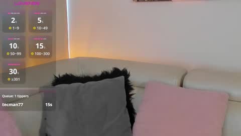 Snapshot of xena_bush chatting on September 17, 2025, 2:41 pm xena_bush online show from September 17, 2025, 2:41 pm