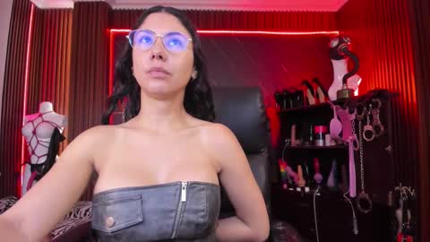 XiaQueen   I M online show from October 28, 2025, 11:25 am