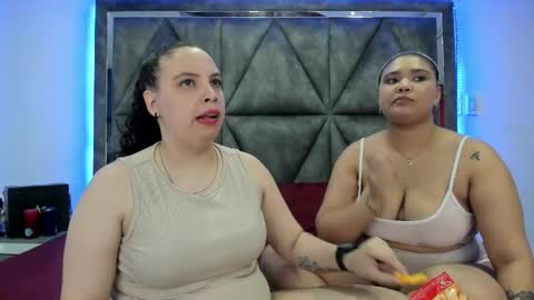 Snapshot of ximenarusso chatting on January 25, 2025, 6:23 am online show from January 25, 2025, 6:23 am