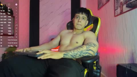 Snapshot of xkevyn chatting on October 15, 2025, 12:27 pm online show from October 15, 2025, 12:27 pm