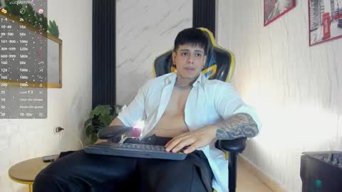 Snapshot of xkevyn chatting on October 26, 2025, 12:33 pm online show from October 26, 2025, 12:33 pm