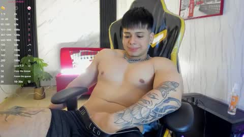 Snapshot of xkevyn chatting on November 9, 2025, 12:25 pm online show from November 9, 2025, 12:25 pm