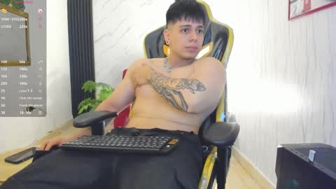 Snapshot of xkevyn chatting on November 28, 2025, 12:19 pm online show from November 28, 2025, 12:19 pm