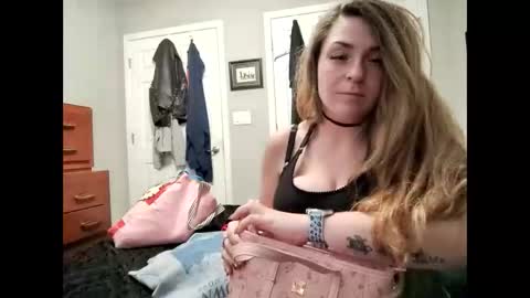 Snapshot of xkittymeowz chatting on November 21, 2025, 8:02 am xkittymeowz online show from November 21, 2025, 8:02 am